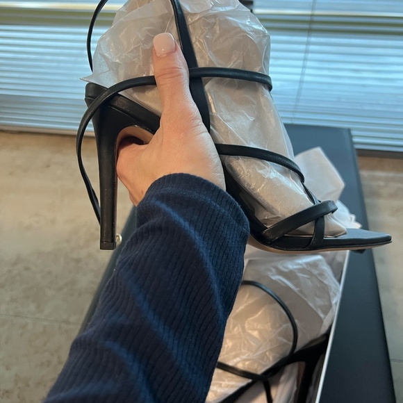 Veronica Beard Heels - Picture 8 of 11